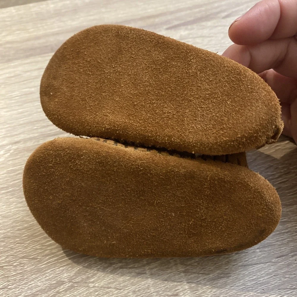 Minnetonka Youth Suede Leather Soft Sole Moccasin Boot Toddler Baby Size 1 EUC